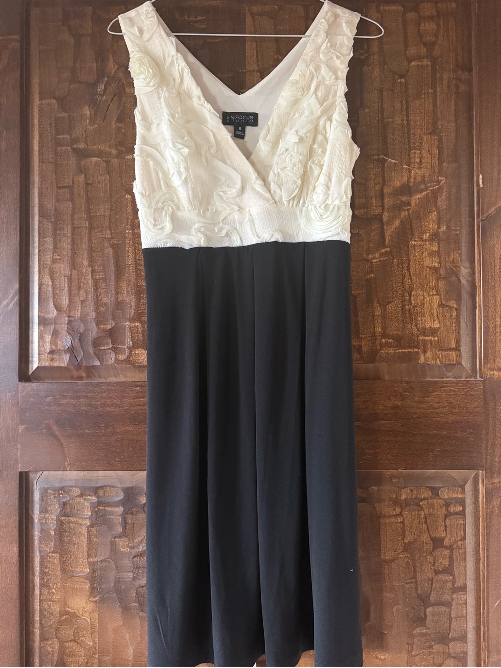 Elegant V-Neck Cocktail Dress in Ivory and Black